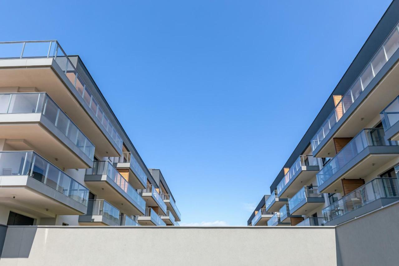 Apartamenty Gardenia Seaside By Noclegi Renters Dziwnow Exterior photo